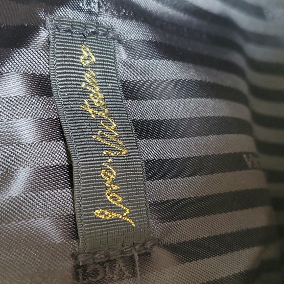 Victoria's Secret Miami cosmetic bag - Picture 4 of 7